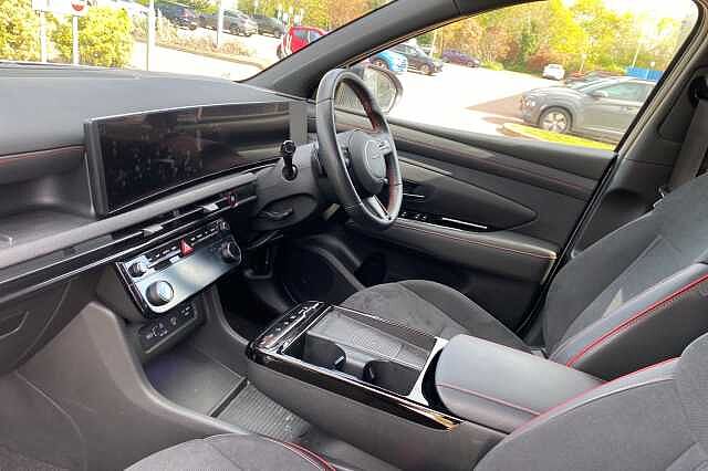 Hyundai TUCSON 1.6T Plug-in Hybrid N Line S 5dr Auto White