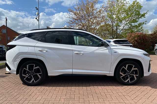 Hyundai TUCSON 1.6T Plug-in Hybrid N Line S 5dr Auto White