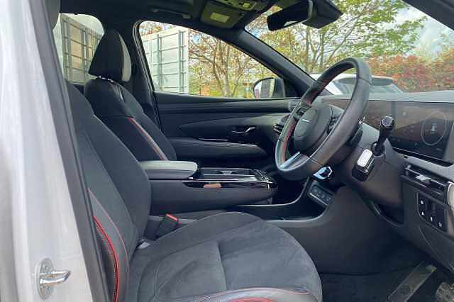 Hyundai TUCSON 1.6T Plug-in Hybrid N Line S 5dr Auto White