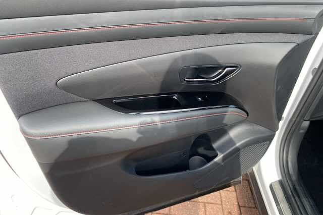 Hyundai TUCSON 1.6T Plug-in Hybrid N Line S 5dr Auto White