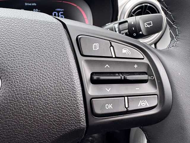 Hyundai I10 1.2 [79] Premium 5dr Auto [Nav] Dragon Red