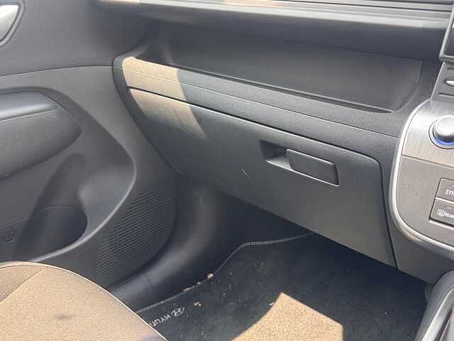 Hyundai KONA 160kW Advance 65kWh 5dr Auto Shimmering Slvr