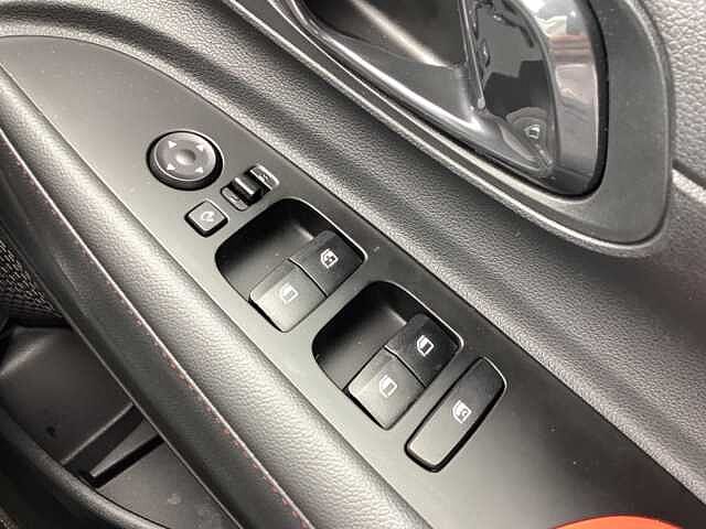 Hyundai I20 1.0T GDi 48V MHD 120 N Line 5dr DCT Dragon Red