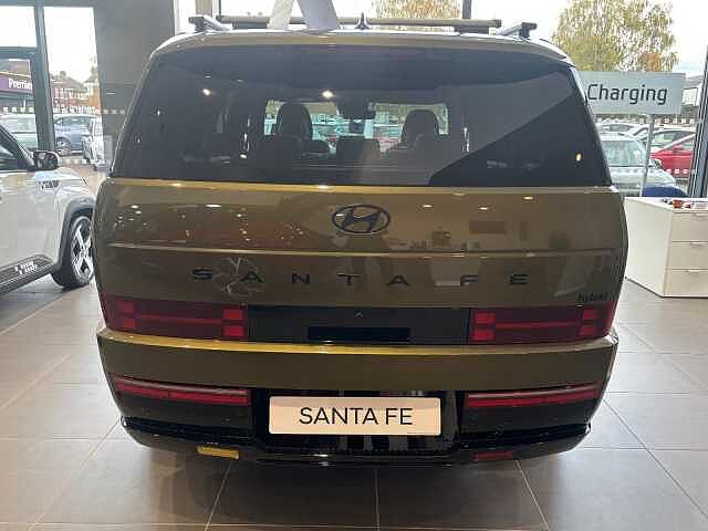 Hyundai SANTA FE 1.6 TGDi Hybrid Calligraphy 5dr Auto Olive Green