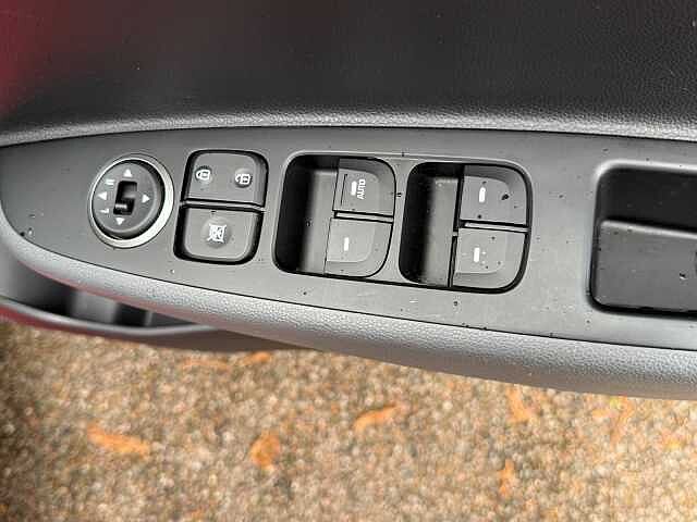 Hyundai I10 1.2 Premium SE 5dr Auto Red