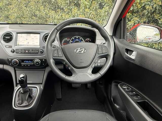 Hyundai I10 1.2 Premium SE 5dr Auto Red