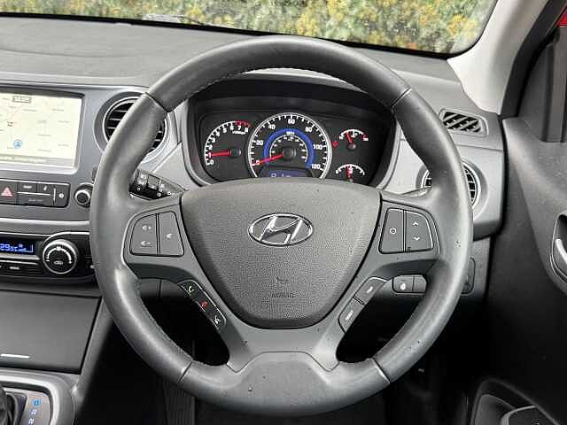 Hyundai I10 1.2 Premium SE 5dr Auto Red