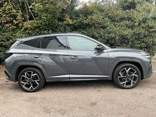 Hyundai TUCSON 1.6T Plug-in Hybrid N Line 5dr Auto Ectrnc Gry Prl