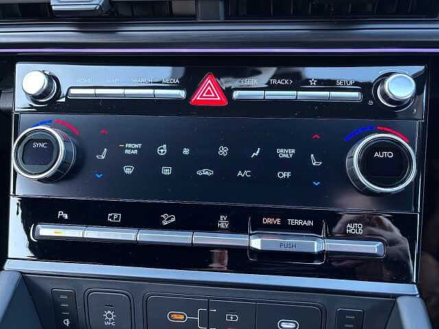 Hyundai SANTA FE 1.6 TGDi Plug-in Hybrid Calligraphy 5dr 4WD Auto Ecotronic Grey