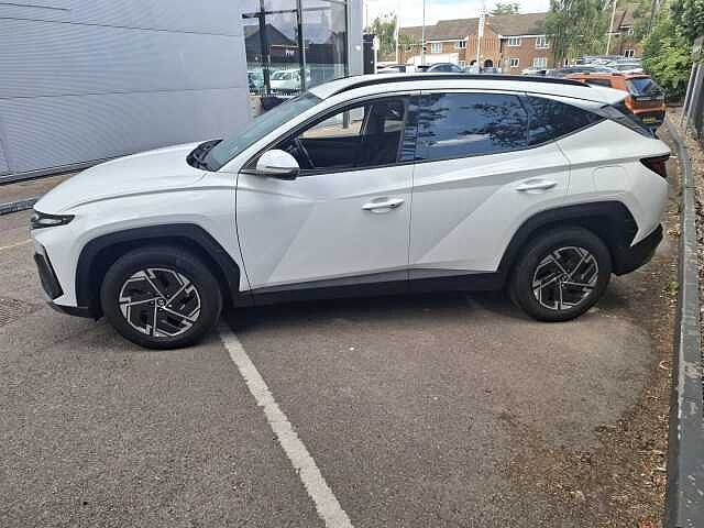 Hyundai TUCSON 1.6T Hybrid Advance 5dr Auto Atlas White