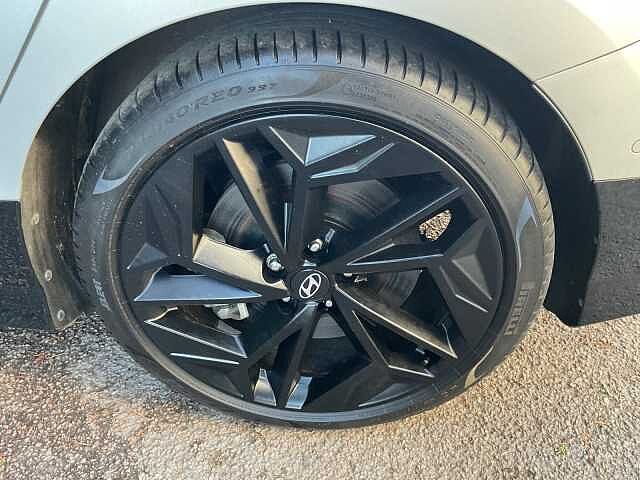 Hyundai IONIQ 6 239kW First Edition 77kWh 4dr AWD Auto GRAVITY GOLD MATTE