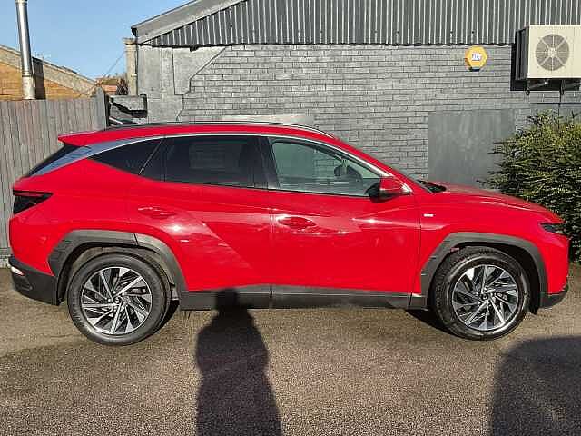 Hyundai TUCSON 1.6 TGDi 48V MHD Premium 5dr 2WD DCT Red