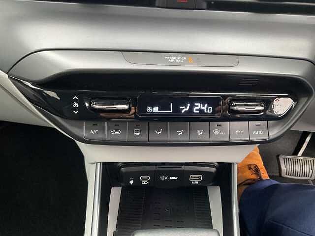 Hyundai I20 1.0T GDi 90 Tech Line 5dr DCT Phantom Black