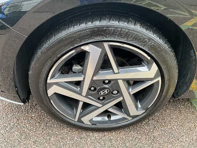 Hyundai I20 1.0T GDi 90 Tech Line 5dr DCT Phantom Black