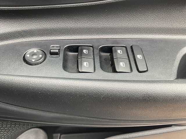 Hyundai i20 1.0T GDi 48V MHD SE Connect 5dr