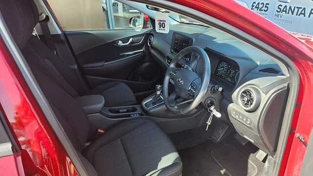 Hyundai KONA 1.6 GDi Hybrid SE Connect 5dr DCT Red