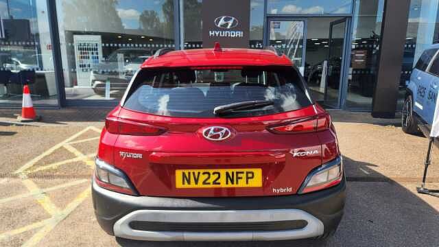 Hyundai KONA 1.6 GDi Hybrid SE Connect 5dr DCT Red