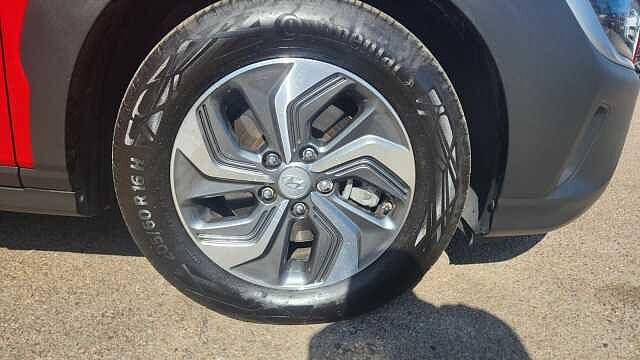 Hyundai KONA 1.6 GDi Hybrid SE Connect 5dr DCT Red
