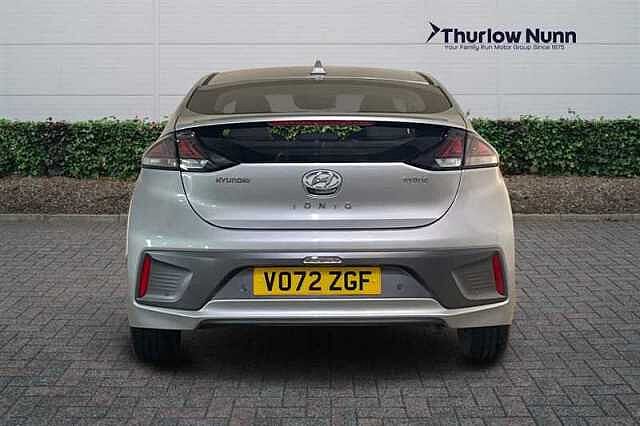 Hyundai IONIQ 1.6 h-GDi Premium Hatchback 5dr Petrol Hybrid DCT Euro 6 (s/s) (141 ps) Silver