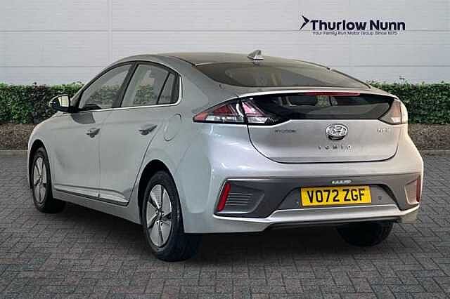 Hyundai IONIQ 1.6 h-GDi Premium Hatchback 5dr Petrol Hybrid DCT Euro 6 (s/s) (141 ps) Silver