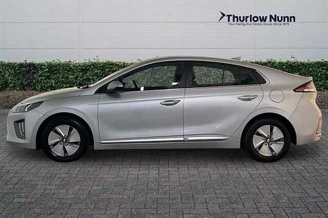Hyundai IONIQ 1.6 h-GDi Premium Hatchback 5dr Petrol Hybrid DCT Euro 6 (s/s) (141 ps) Silver