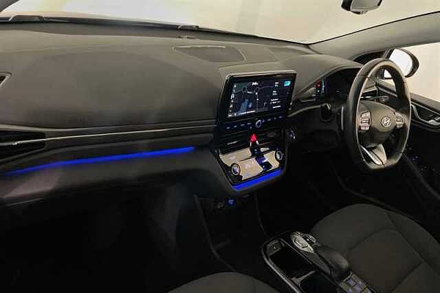 Hyundai IONIQ 38.3kWh Premium Hatchback 5dr Electric Auto (136 ps)