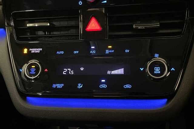 Hyundai IONIQ 38.3kWh Premium Hatchback 5dr Electric Auto (136 ps)
