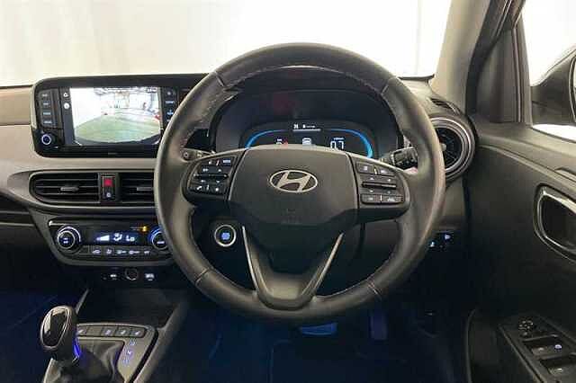Hyundai I10 1.0 Premium Hatchback 5dr Petrol Auto Euro 6 (s/s) (63 ps) Black