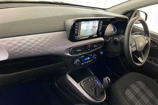 Hyundai I10 1.2 Premium Hatchback 5dr Petrol Auto Euro 6 (s/s) (79 ps) Black