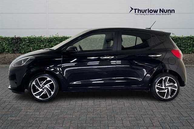 Hyundai I10 1.2 Premium Hatchback 5dr Petrol Auto Euro 6 (s/s) (79 ps) Black