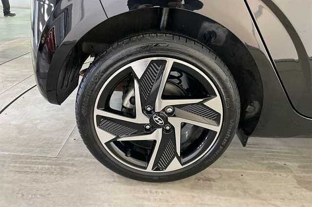 Hyundai I10 1.2 Premium Hatchback 5dr Petrol Auto Euro 6 (s/s) (79 ps) Black