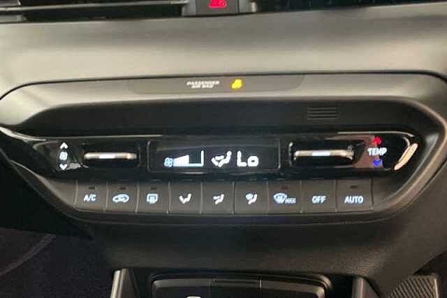 Hyundai I20 1.0 T-GDi Ultimate Hatchback 5dr Petrol DCT Euro 6 (s/s) (100 ps) Mangrove Green