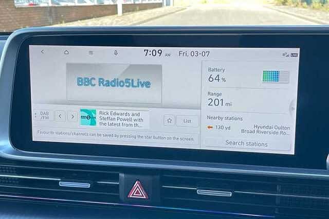Hyundai IONIQ 6 77.4kWh Premium Saloon 4dr Electric Auto (228 ps)