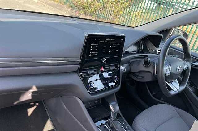 Hyundai IONIQ 1.6 h-GDi Premium Hatchback 5dr Petrol Hybrid DCT Euro 6 (s/s) (141 ps)