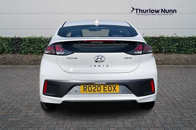 Hyundai IONIQ 1.6 h-GDi Premium Hatchback 5dr Petrol Hybrid DCT Euro 6 (s/s) (141 ps)