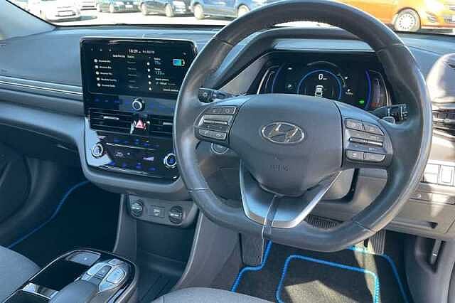 Hyundai IONIQ 38.3kWh Premium Hatchback 5dr Electric Auto (136 ps)