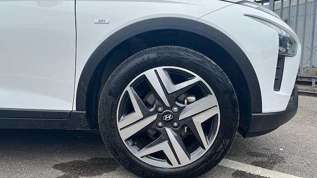 Hyundai BAYON 1.0 TGDi 48V MHEV Ultimate 5dr DCT White