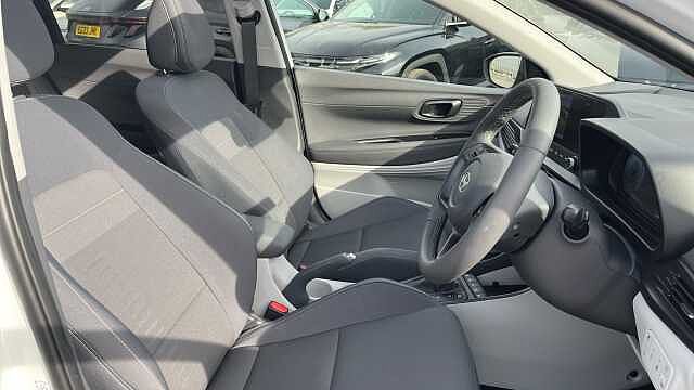 Hyundai BAYON Ultimate SUV 5dr Petrol DCT White