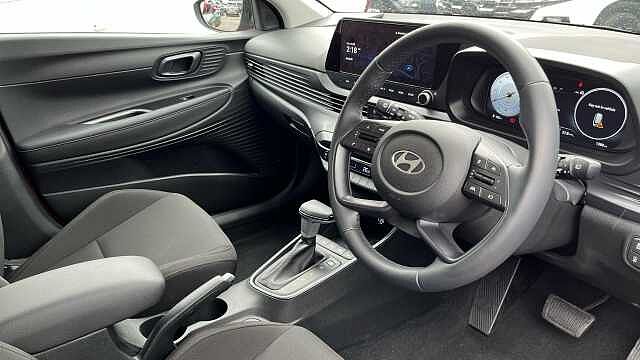 Hyundai I20 I20 ULTIMATE 1.0T DCT MY25 DRAGON RED