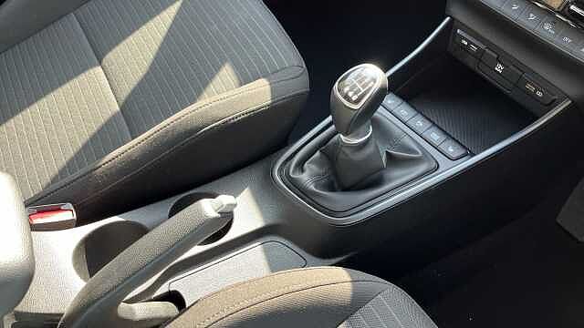 Hyundai I20 1.0T GDi 48V MHD Premium 5dr Brass