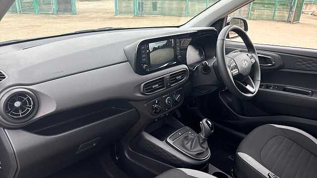 Hyundai I10 1.0 Advance Mangrove Green