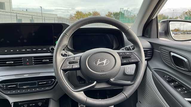 Hyundai BAYON Hyundai BAYON 1.0 T-GDi Ultimate Atlas White