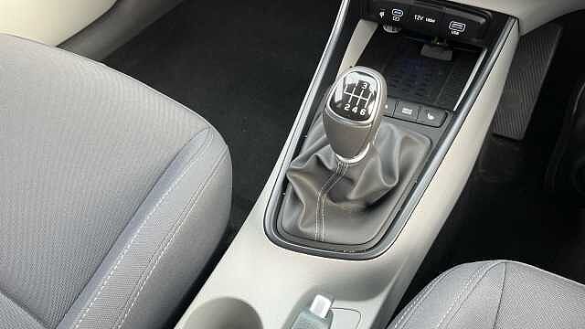 Hyundai BAYON Hyundai BAYON 1.0 T-GDi Ultimate Atlas White