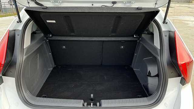 Hyundai BAYON Hyundai BAYON 1.0 T-GDi Ultimate Atlas White