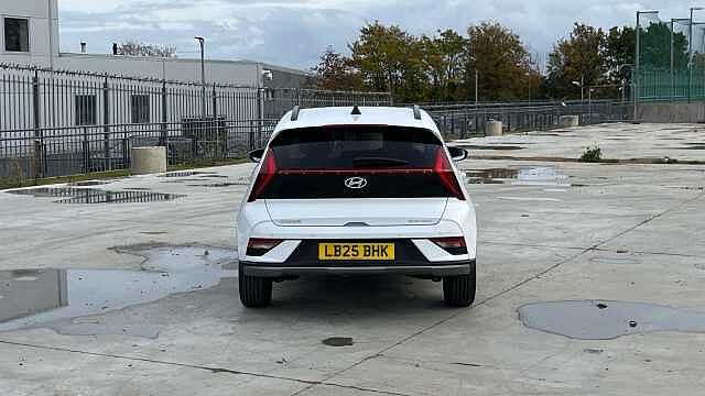 Hyundai BAYON Hyundai BAYON 1.0 T-GDi Ultimate Atlas White