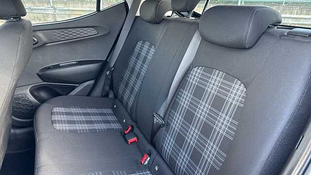 Hyundai I10 1.0 [63] Premium 5dr Auto [Nav] Phantom Black