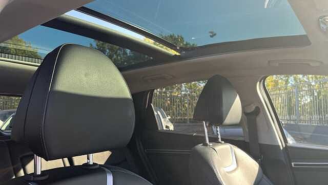 Hyundai TUCSON 1.6 TGDi Hybrid (HEV) 230 Ultimate 5dr 2WD Auto Phantom Black