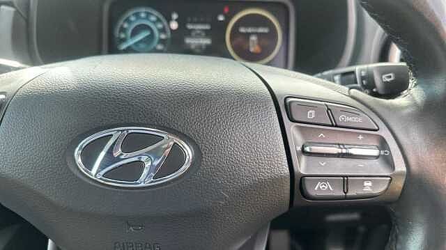 Hyundai KONA 1.6 Hybrid Ultimate DCT GALACTIC GREY