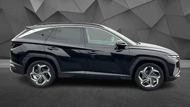 Hyundai TUCSON 1.6 TGDi Hybrid 230 Ultimate 5dr 2WD Auto Phantom Black