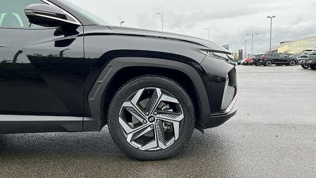 Hyundai TUCSON 1.6 TGDi Hybrid 230 Ultimate 5dr 2WD Auto Phantom Black